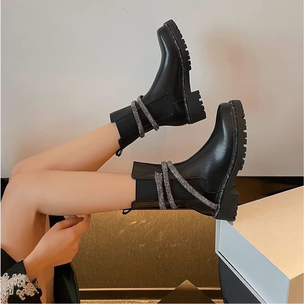Black embellished boots size 7 - Picture 2 of 3